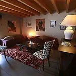 Logis Au Canard Gourmand فندق 3*