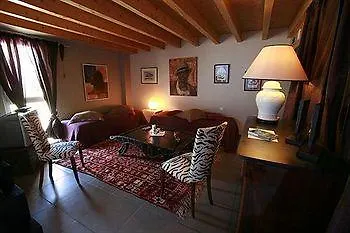 Logis Hotel & Restaurant Au Canard Gourmand Hotel 3*