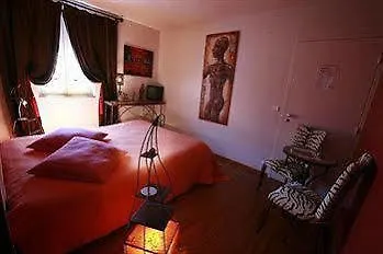 Logis Hotel & Restaurant Au Canard Gourmand Hotel 3*