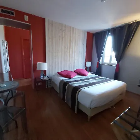 Logis Hotel & Restaurant Au Canard Gourmand Hotel Samatan